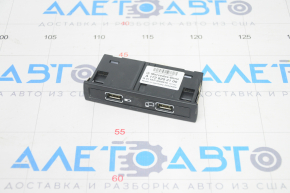 USB plug Carplay interface Mercedes GLA 14-20 подряпини