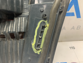 Ліхтар внутрішній кришка багажника лівий BMW 3 F30 12-15 зламане кріплення