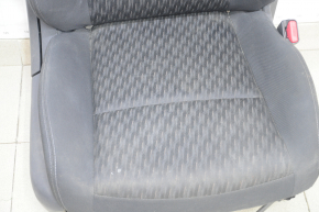 Пасажирське сидіння Nissan Rogue 14-20 без airbag, механіч, ганчірка чорна, під чистку