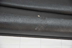 Обшивка двери карточка задняя правая Toyota Avalon 13-18 черный с черной вставкой, царапины, надрывы