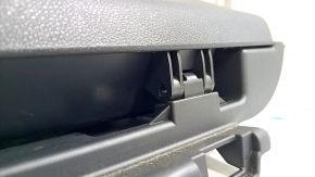 Перчаточный ящик, бардачок Kia Niro 17-22 черный, царапины, отсутствуют шплинты крепления