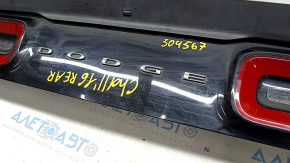 Ліхтар центр Dodge Challenger 15-19 рест, з кнопкою відкриття багажника, подряпини