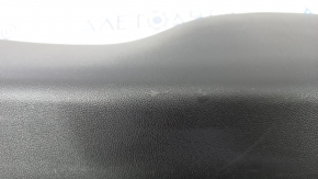 Обшивка двери багажника нижняя GMC Terrain 18- черная, сломано крепление, царапины