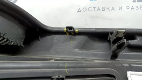 Обшивка арки левая Ford C-max MK2 13-18 черн Energi, потерта, слом креп, отсутствует заглушка