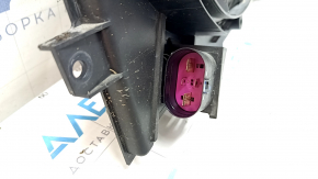 Диффузор кожух радиатора в сборе VW Passat b8 16-19 USA 2.0T