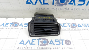 Дефлектор повітроводу правий VW Jetta 11-18 USA чорний, з накладкою