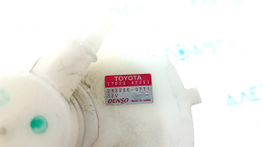 Топливный насос бензонасос Toyota Venza 21-