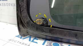 Форточка глухое стекло задняя правая Toyota Venza 21- хром, сломаны направляйки, царапины