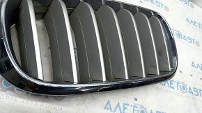 Решітка радіатора grill ніздря права BMW X5 F15 14-18 Pure Excellence, пісок надломи