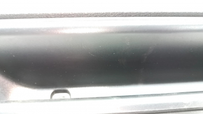 Обшивка задніх верхніх дверей нижня BMW X5 F15 14-18 чорна, подряпини