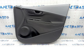 Обшивка двери карточка передняя правая Hyundai Kona 18-21 с накладкой, серая, царапины