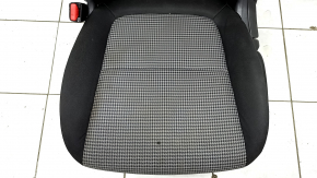 Сидіння водія Hyundai Kona 18-23 без AIRBAG, без підігріву, під хімчистку, пропалене