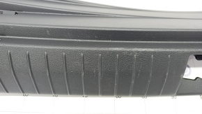 Накладка проема багажника Hyundai Kona 18-21 черная, царапины, потерта