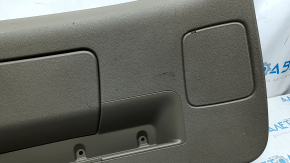 Обшивка дверей багажника нижня Audi Q7 4L 10-15 сіра, подряпини
