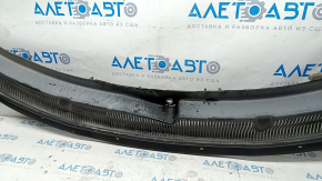 Решетка дворников пластик Ford Explorer 11-19 рассохся уплотнитель, слом креп