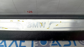 Накладка порога передняя правая BMW X5 F15 14-18 черная с хром вставкой, царапины