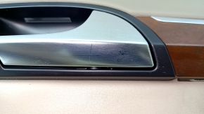 Обшивка двери карточка задняя правая Audi Q7 4L 10-15 бежевая, молдинг под дерево глянец, BOSE, царапины, под чистку, вмятины, надломано крепление