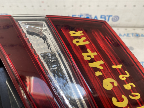 Фонарь внутренний крышка багажника правый Honda Accord 16-17 рест, царапина, скол