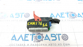 Фішка на блок ECU комп&#39;ютер двигуна Dodge Challenger 15-3.6 сіра