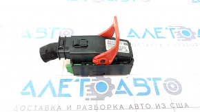 Фішка на блок ECU комп'ютер двигуна Dodge Challenger 15-3.6 бежева