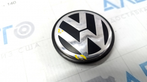 Центральний ковпачок на диск VW CC 08-17 58мм подряпина, поліз хром