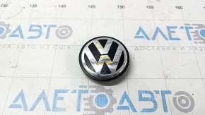Центральний ковпачок на диск VW CC 08-17 58мм прим'ятості на хромі