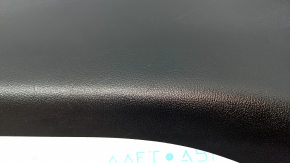 Накладка центральной стойки нижняя правая Infiniti QX50 19- черная, царапины