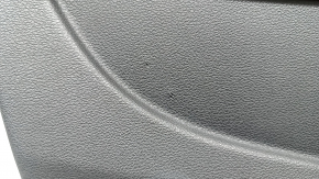 Обшивка двери карточка передняя левая Audi Q5 80A 18-20 черн, с вставкой под дерево, бежевый подлокотник со вставкой, тычки
