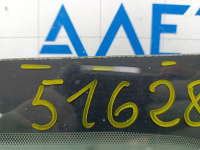 Лобовое стекло Ford Escape MK4 20- под датчик, воздух по кромке, сколы