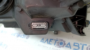 Фара передня права гола Ford Escape MK4 20-галоген + LED DRL, пісок