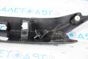 Накладка кришки багажника під ручку Ford Fusion mk5 13-16 зламані кріплення