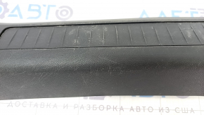 Накладка порога передняя правая Ford Escape MK4 20- черная, царапины