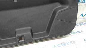 Обшивка двери багажника Audi A5 F5 17-19 5D черн, царапины