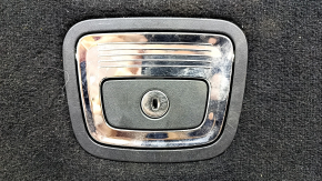 Пол багажника Mercedes GLC 16-22 прижог, царапины на хроме