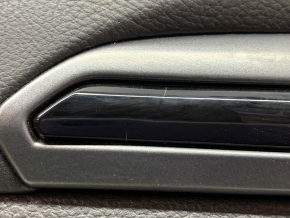 Обшивка дверей картка передня ліва Ford Fusion mk5 13-16 чорн з чорною вставкою ганчірка, підлокітник шкіра, молдинг сірий глянець, червоний рядок, подряпини, підгоріла шкіра