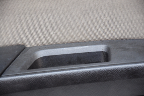 Обшивка двери карточка задняя левая Ford Fusion mk5 17-20 черн с беж вставкой тряпка, подлокотник кожа, молдинг серый структура, царапины, под чистку