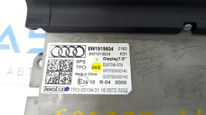 Монітор, дисплей, навігація Audi A4 B9 17-7" подряпини