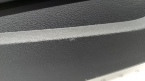 Консоль центральная подлокотник Audi A4 B9 17-19 черная, кожа, бежевый подлокотник, царапины, отсутствуют заглушки