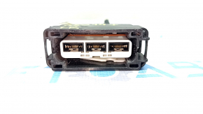Фішка правого блоку управління підсилювачем керма Infiniti Q50 14- RWD ГУР нижня