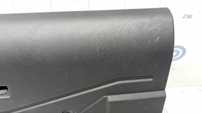 Накладка пространства ног пассажира Infiniti Q50 14- черн, царапины