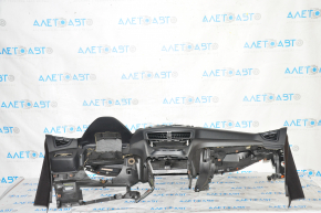 Торпедо передняя панель без AIRBAG Ford Escape MK3 13-16 дорест, трещина в накладке, облом крепления накладки, заломано крепление планки