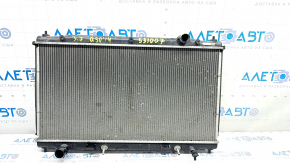 Радіатор охолодження вода Infiniti Q50 14-15 3.7 зламаний фітінг