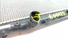 Радіатор охолодження вода Infiniti Q50 14-15 3.7 зламаний фітінг