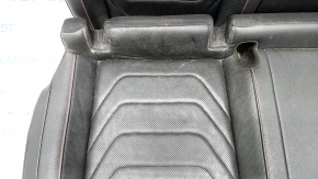 Задний ряд сидений 2 ряд VW Jetta 19- GLI черная кожа, красная строчка, надорван, под чистку