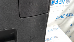 Обшивка двери багажника нижняя Audi Q5 8R 09-17 черн, царапины, без заглушки