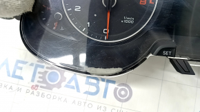 Щиток приборов Audi A4 B8 13-14 круиз 91k, дефект стекла