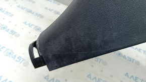 Накладка центральної стійки нижня права Hyundai Elantra AD 17-20 черн, подряпини, тріщина
