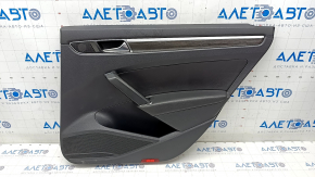 Обшивка дверей картка ззаду права VW Passat b8 16-19 USA чорна з чорною вставкою пластик, підлокітник шкіра, з темно-сірою накладкою під дерево, надлом кріплення, тички