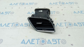 Дефлектор повітроводу передньої панелі правий Audi Q3 8U 15-18 чорний
