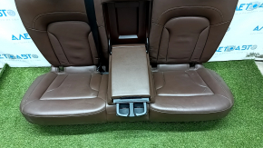 Задний ряд сидений 2 ряд Audi Q3 8U 15-18 кожа коричневая, надрыв на правом подголовнике
